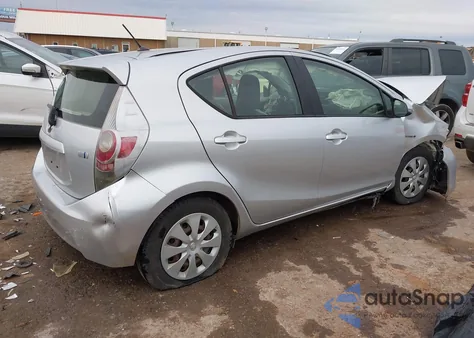 2013 Toyota Prius C One z USA, uszkodzony, nr VIN JTDKDTB39D1047551